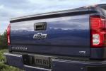 Chevrolet Silverado LTZ Z71 Centennial Edition Crew Cab 2017 года